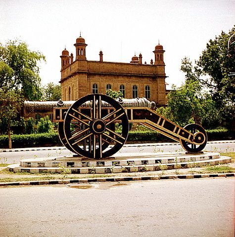 Zamzama Cannon, used by Ahmad Shah Abdali in the third battle of panipat (1761) to decisively defeat Marhattas on display on Mall Road Lahore.